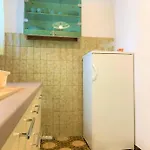 Roko House Apartman *