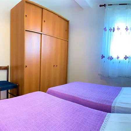 Apartment Roko House Primosten