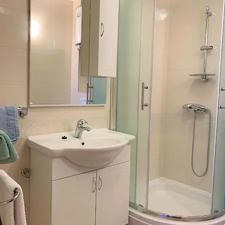 Roko House Apartment *