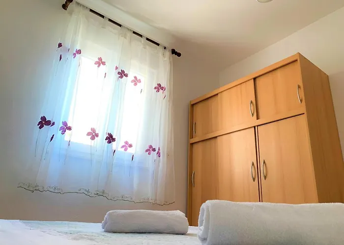 Roko House Apartman Primosten